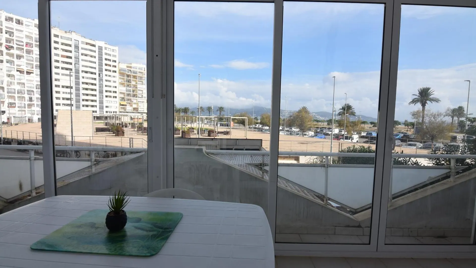 417-Apartamento Frente A La Playa エンプリアブラバ 0*,  スペイン
